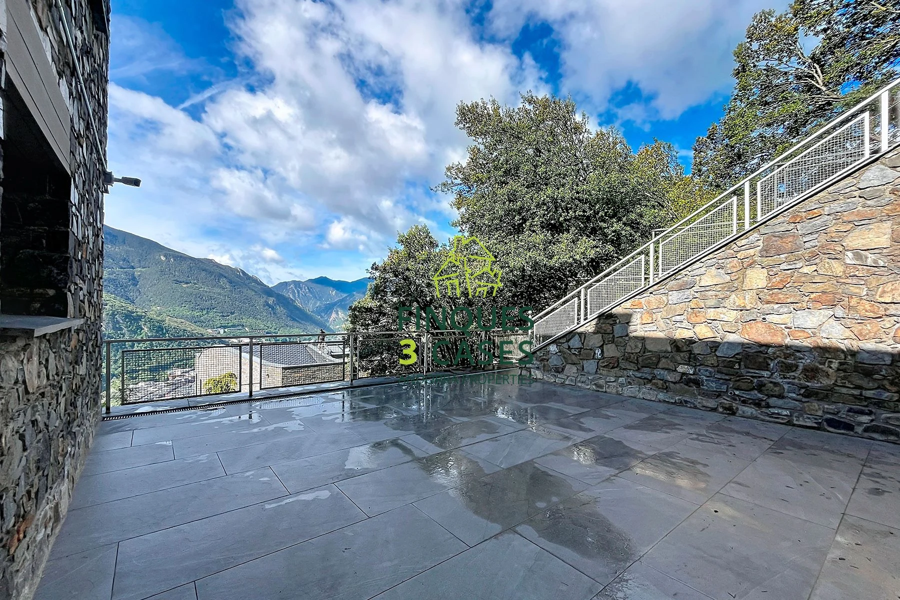 Excepcional Chalet Independiente en Venta en Escaldes