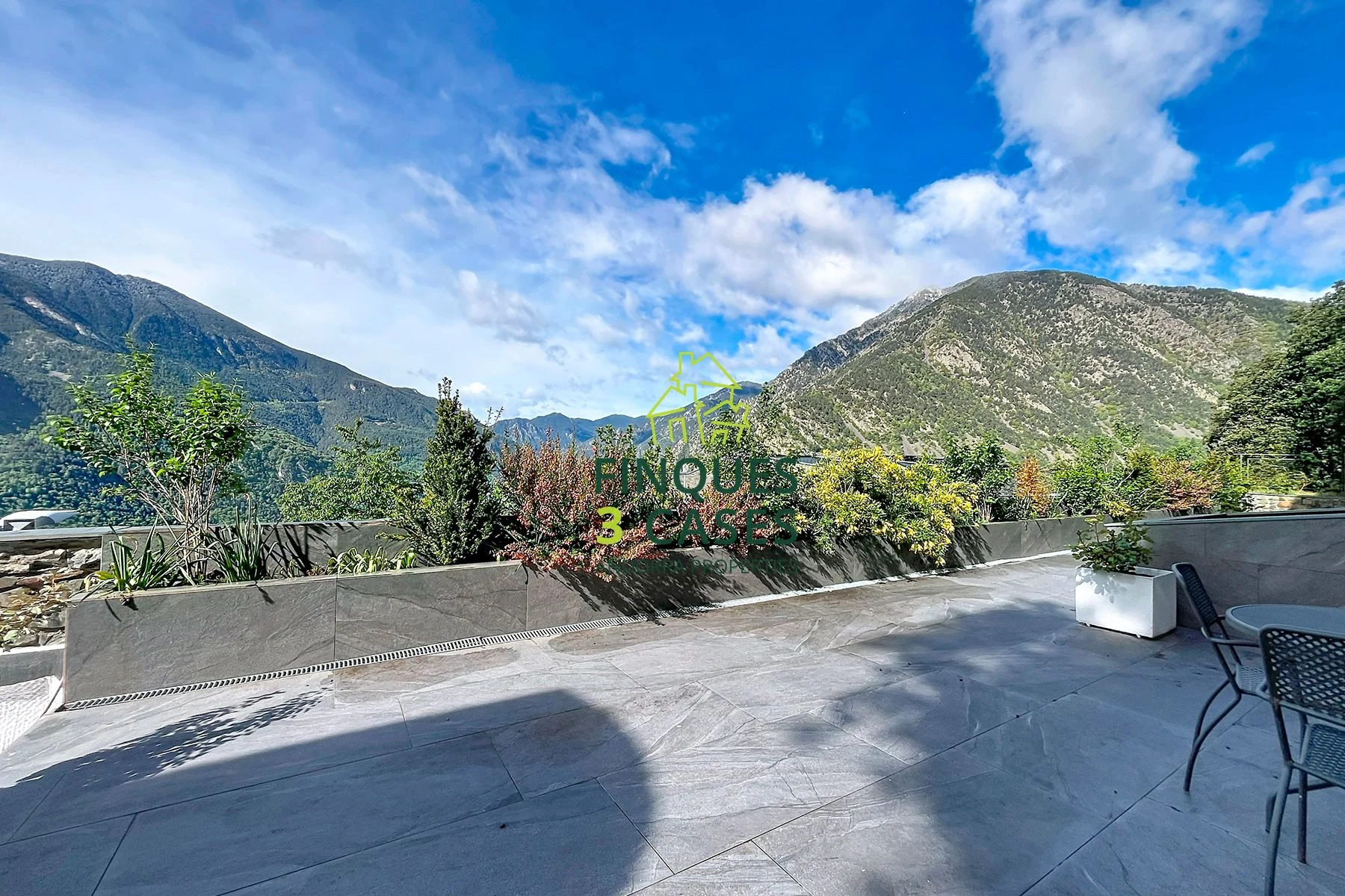 Excepcional Chalet Independiente en Venta en Escaldes