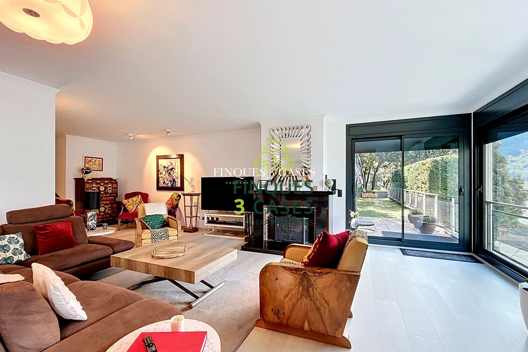 Exceptional Independent Chalet for Sale in Escaldes 5