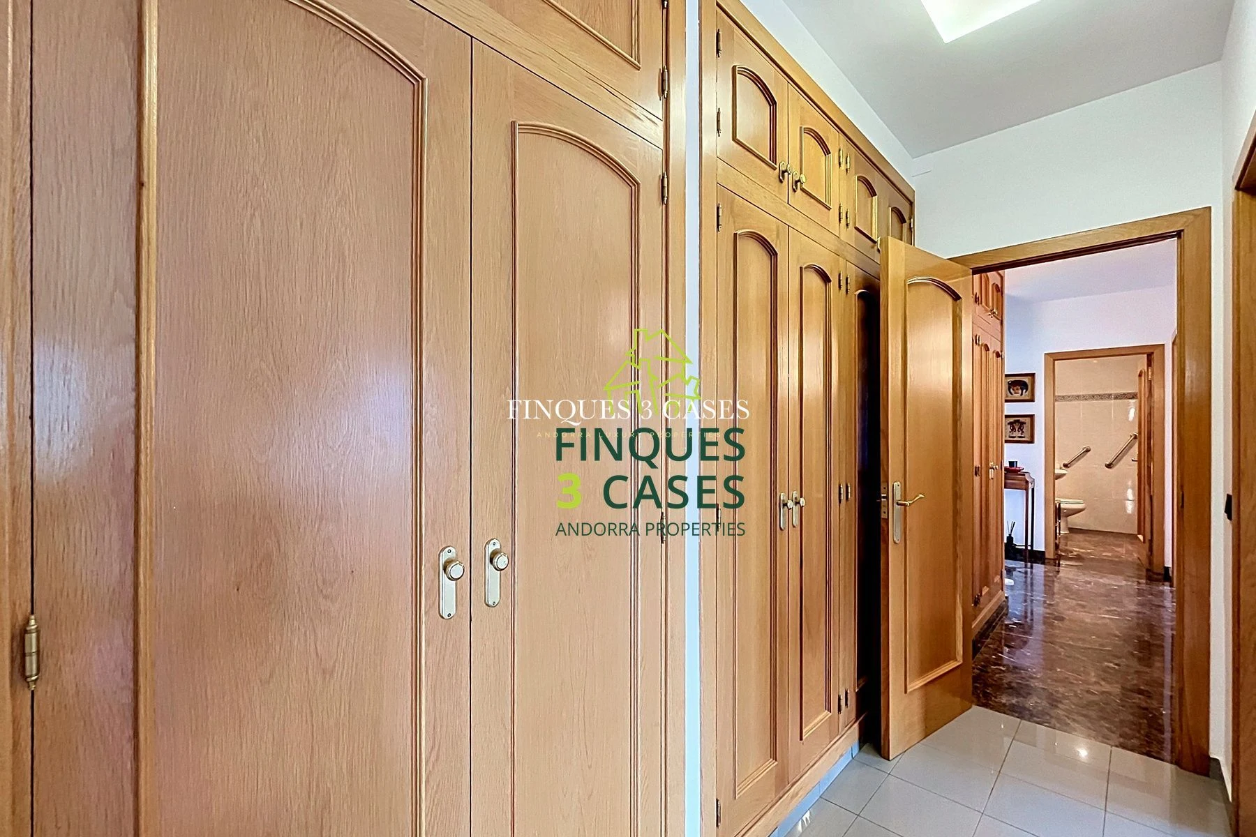 Exceptional Independent Chalet for Sale in Escaldes 13
