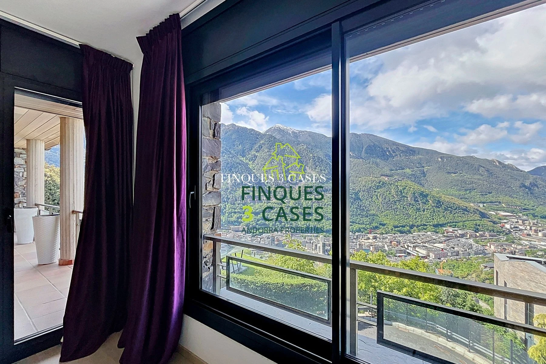 Exceptional Independent Chalet for Sale in Escaldes 15