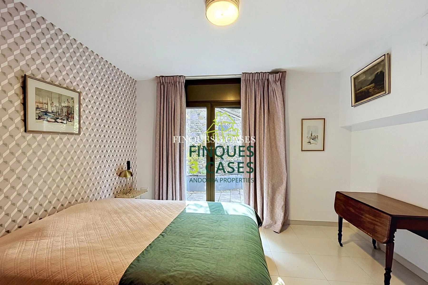 Exceptional Independent Chalet for Sale in Escaldes 32