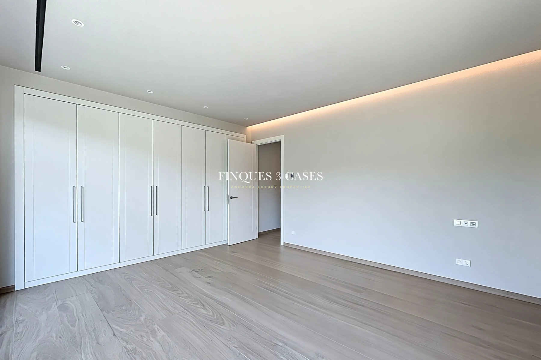 Exclusivo chalet con vistas cautivadoras para comprar en Andorra 23