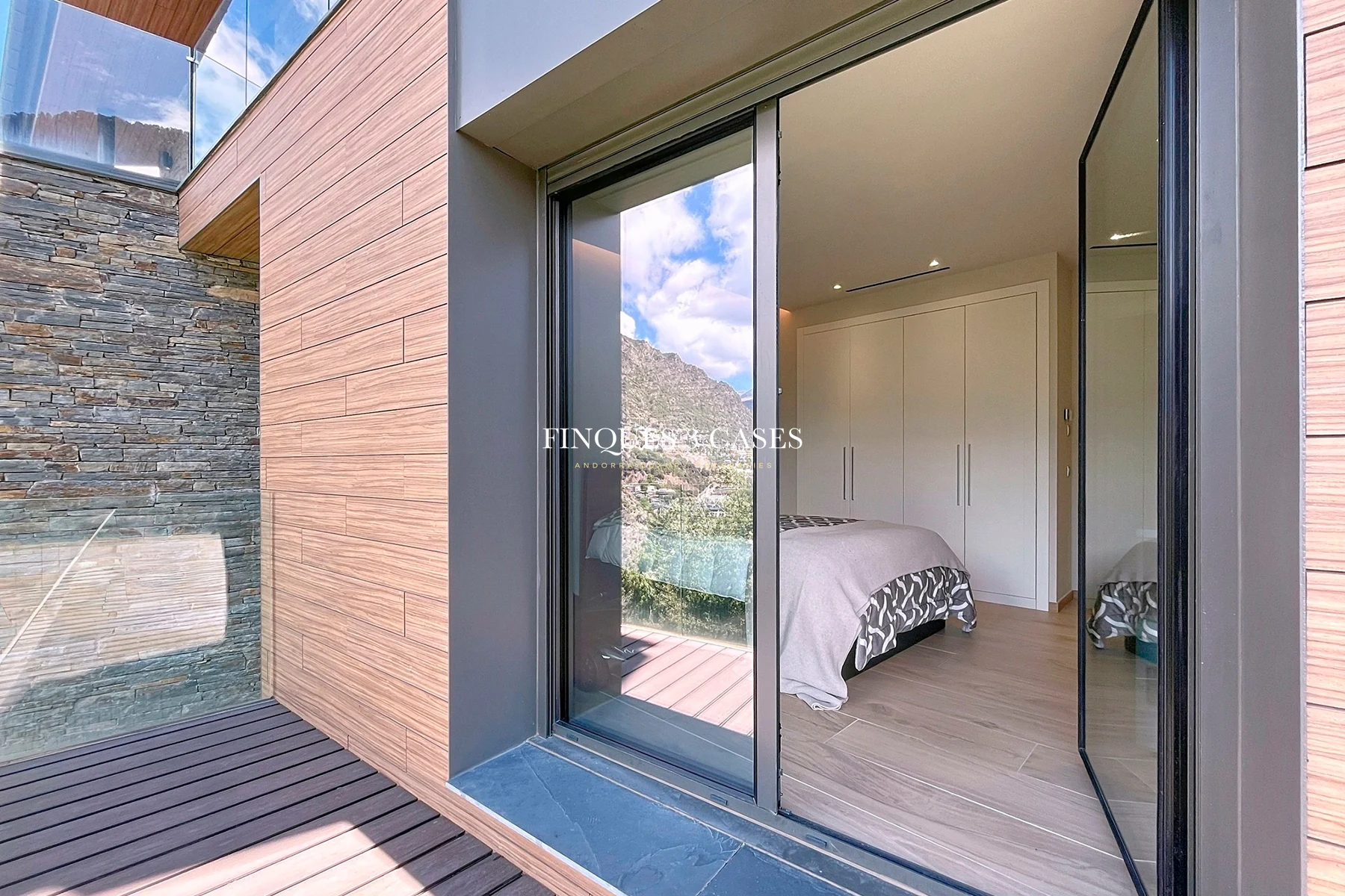 Exclusivo chalet con vistas cautivadoras para comprar en Andorra 27