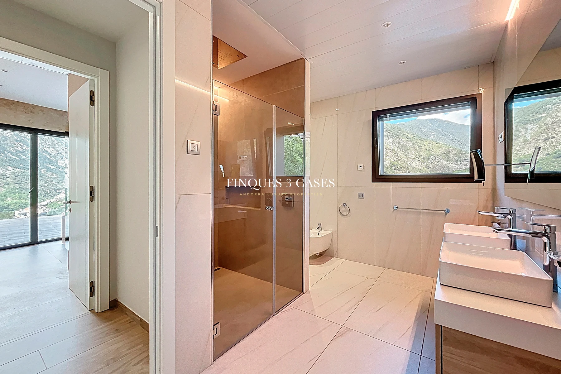 Exclusivo chalet con vistas cautivadoras para comprar en Andorra 56