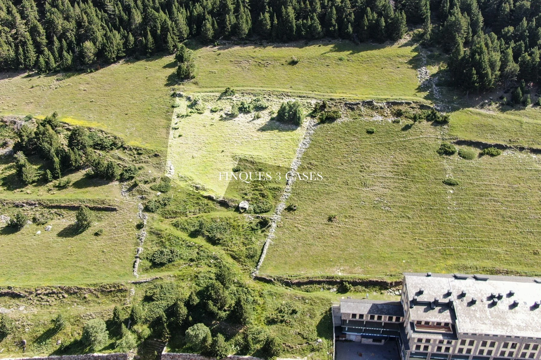 Plot of land for sale in Bordes d’Envalira 2