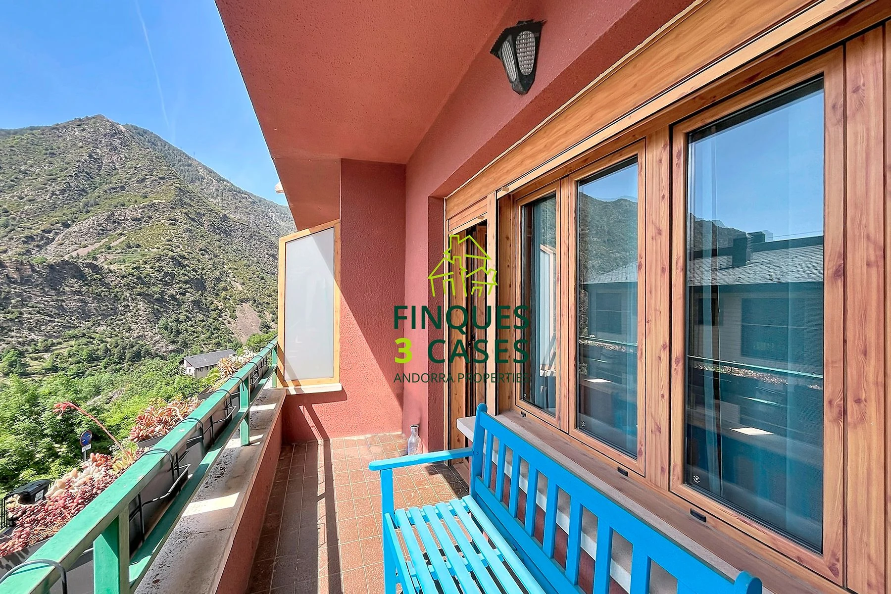 Casa adossada per comprar a Escaldes