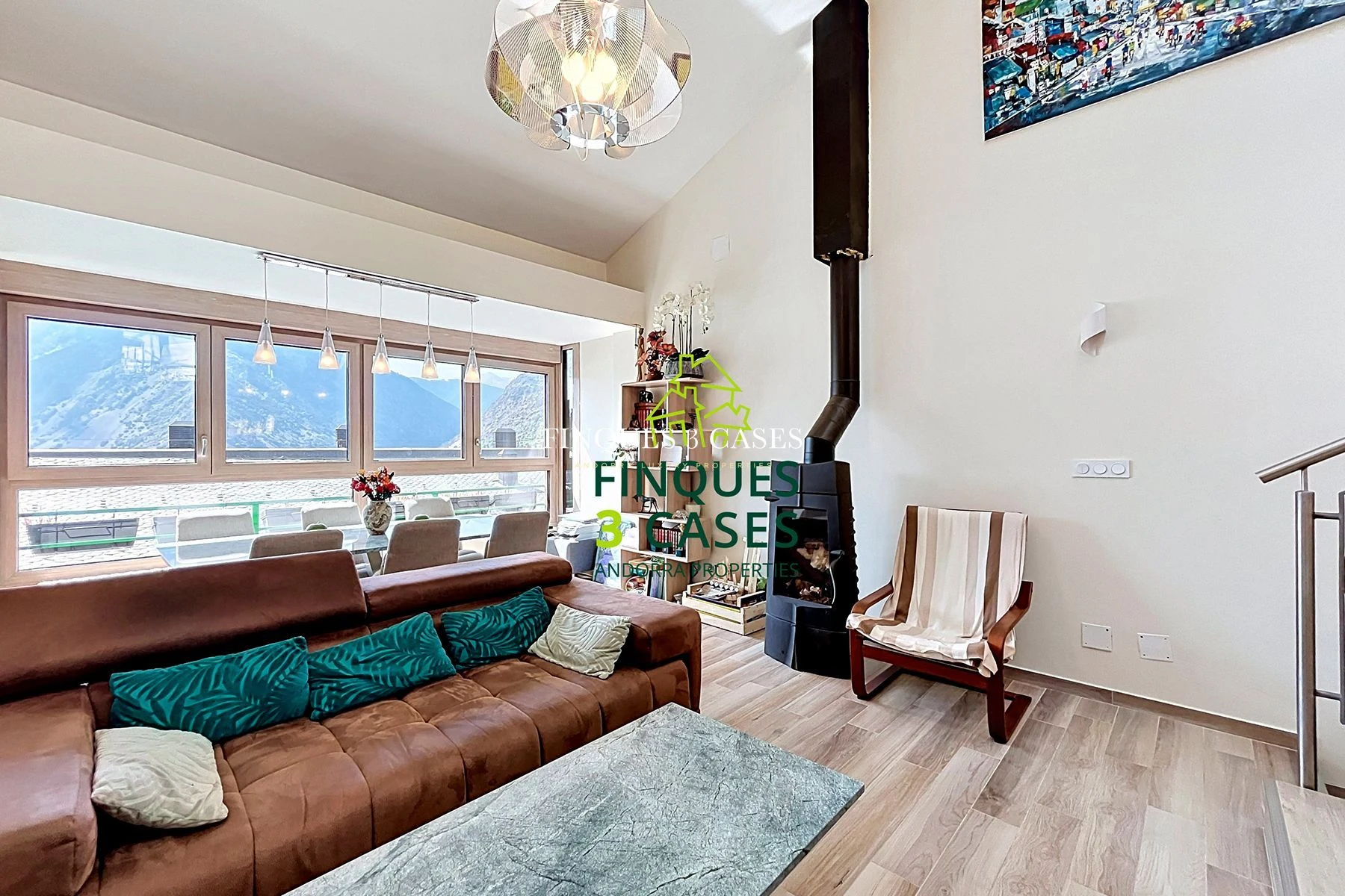 Terraced House for Sale in Escaldes 10