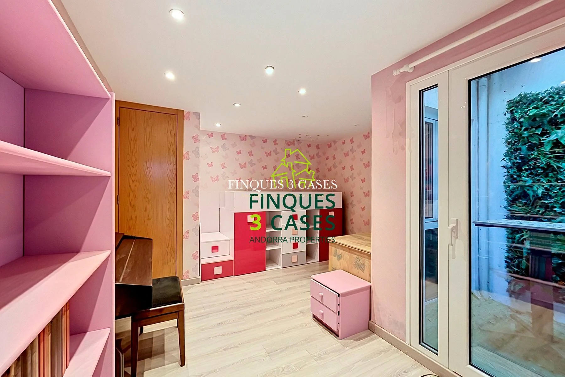 Terraced House for Sale in Escaldes 32