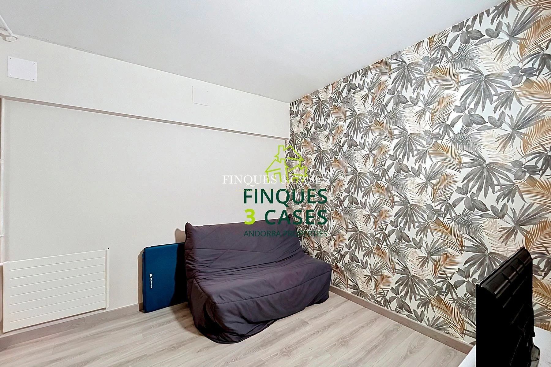 Terraced House for Sale in Escaldes 36