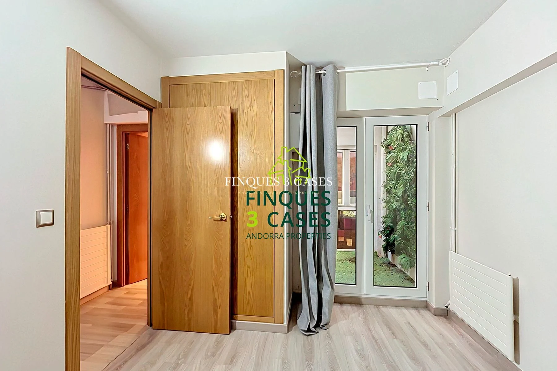 Terraced House for Sale in Escaldes 37
