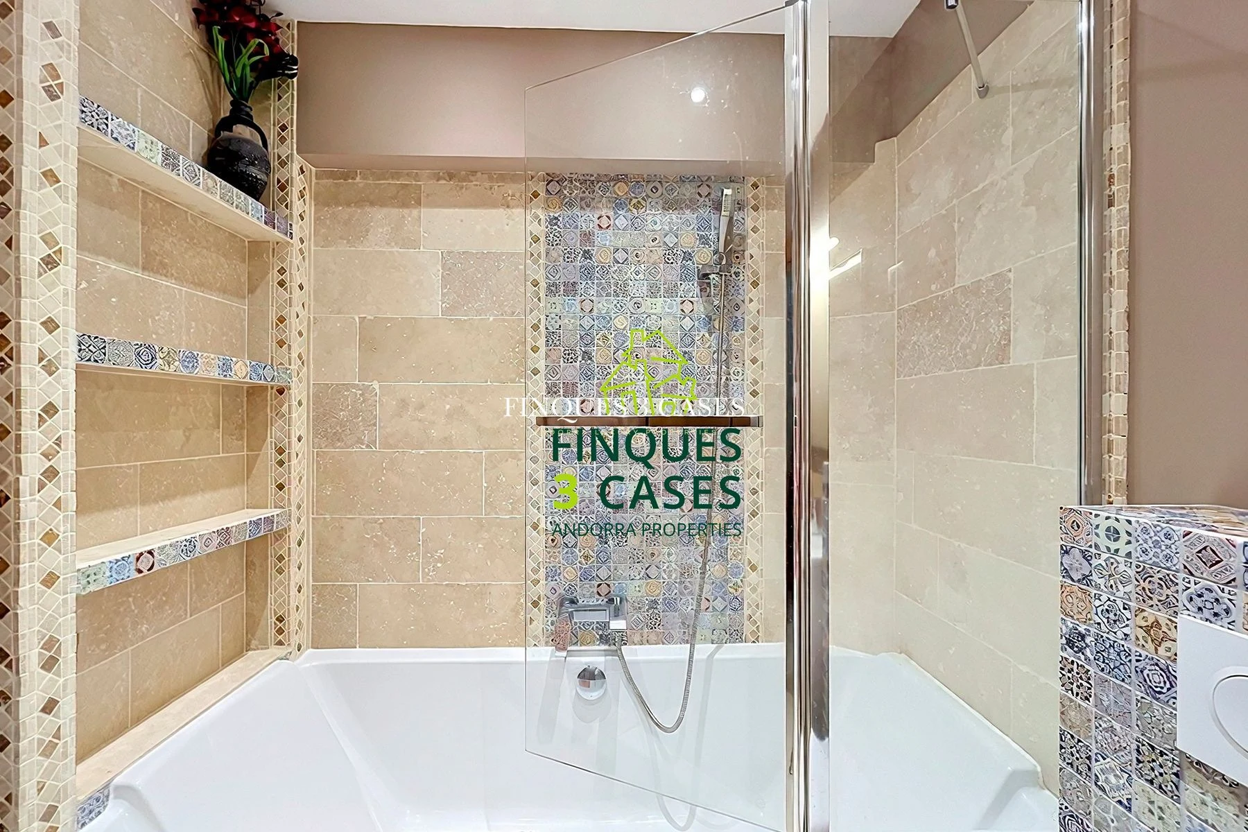 Terraced House for Sale in Escaldes 40
