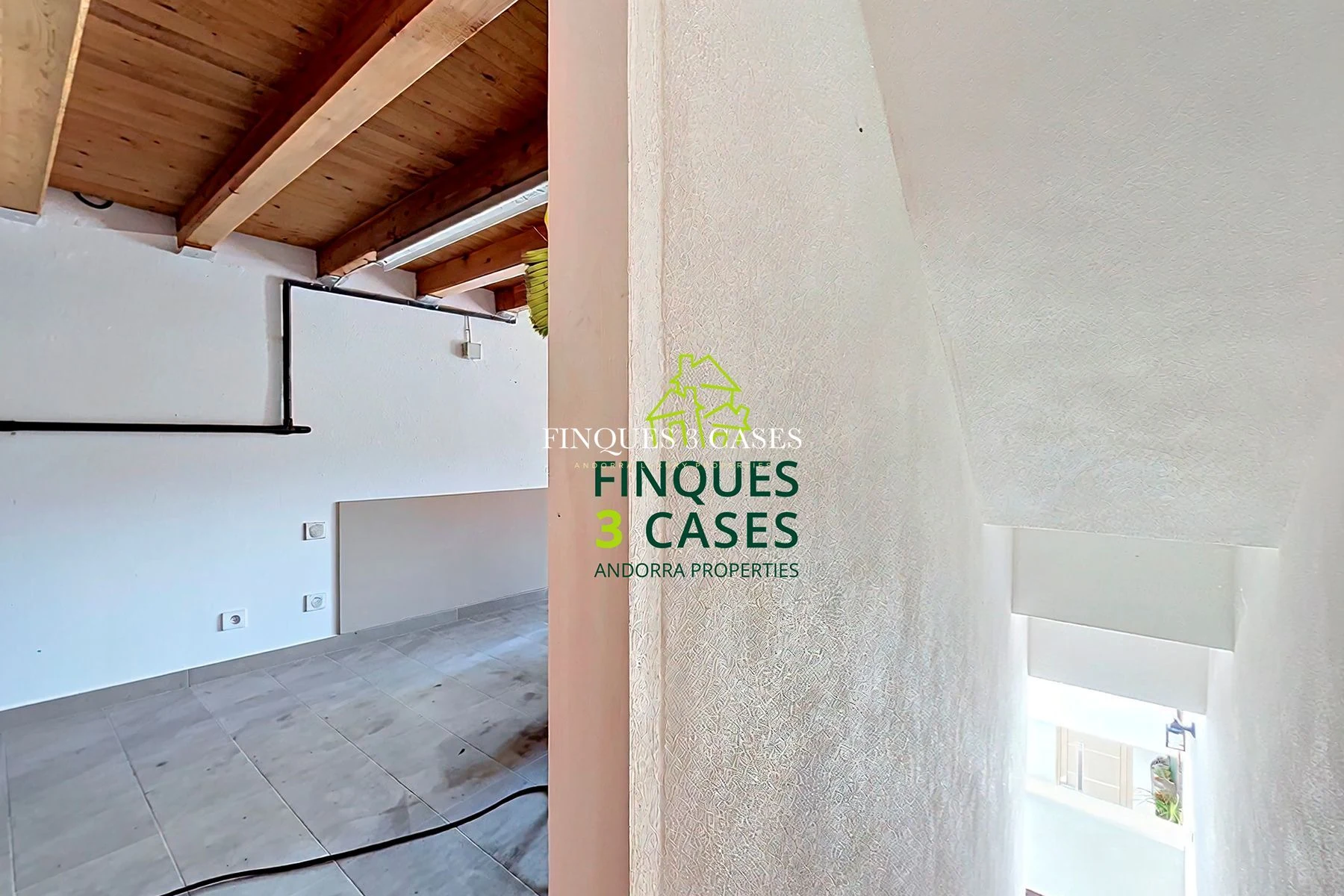 Terraced House for Sale in Escaldes 48